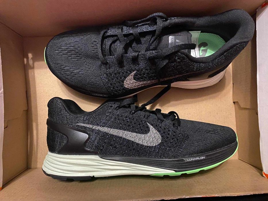 Nike дамска маратонки