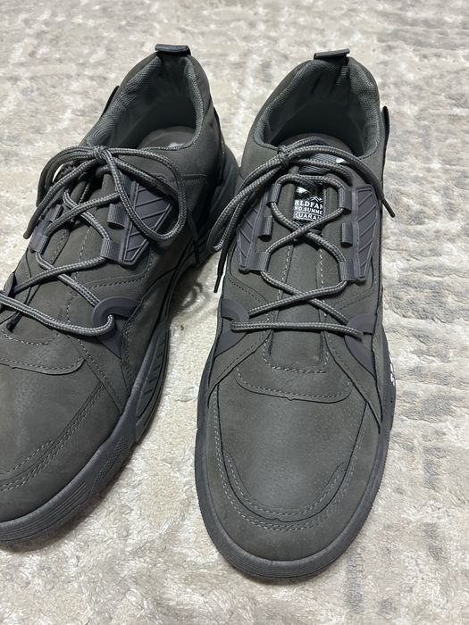 Мужские кроссовки р.47