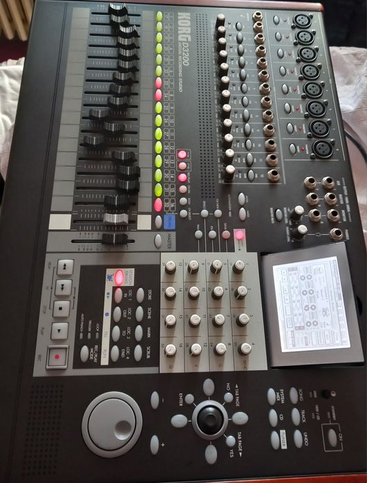 Mixer Korg D3200
