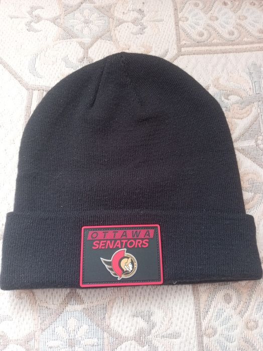 Оригинальная канадская шапка NHL Ottawa Senators