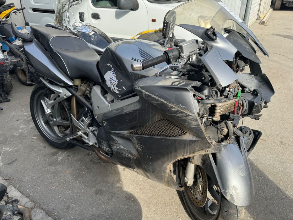 Honda VFR 800 Interceptor 2008 на ЧАСТИ