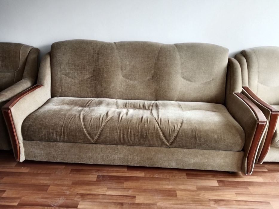 Диван, кресло в хорошем состоянии!!!