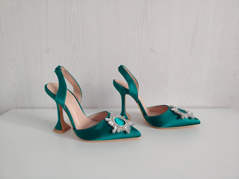 Pantofi eleganți