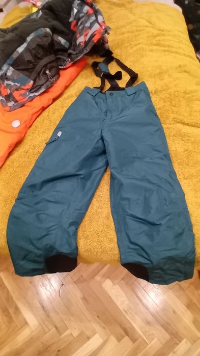 Детски ски гащеризон