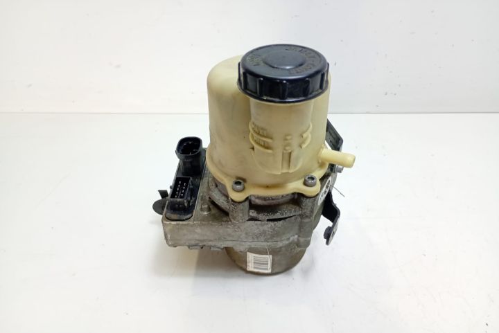 Pompa  Servodirectie 8200385183C Dacia Logan prima generatie