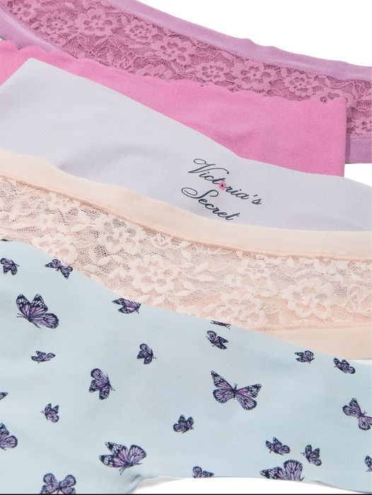 Коледно намаление Victoria’s Secret марково дамско бельо САЩ