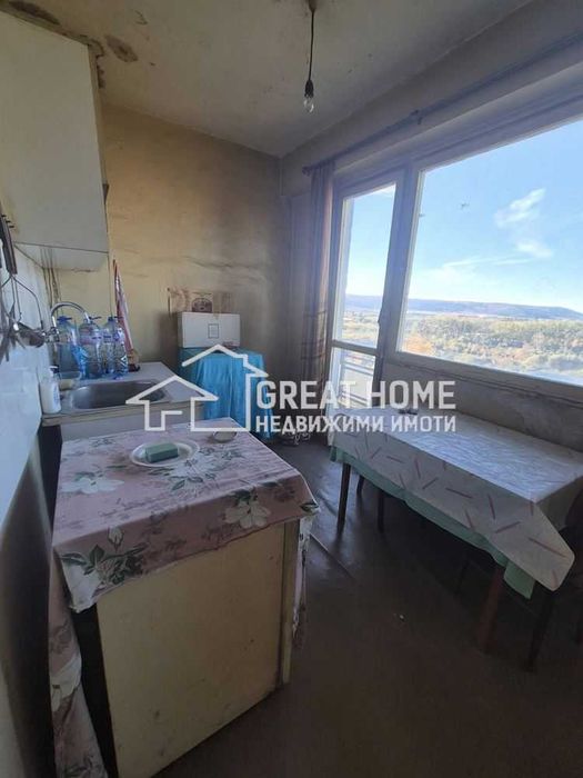 Продава се Тристаен апартамент в Търговище, Запад 2 - 57 кв.м за 1029 €/кв.м - Снимка #2