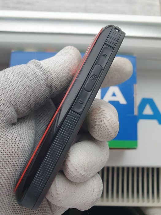 Nokia 5030 Express Music Cu Radio!