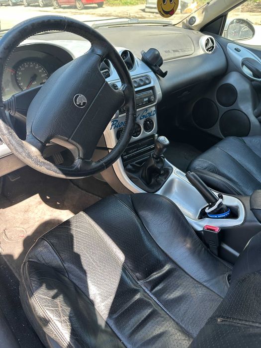 продавам Ford Cougar 2.5 с уникална музика
