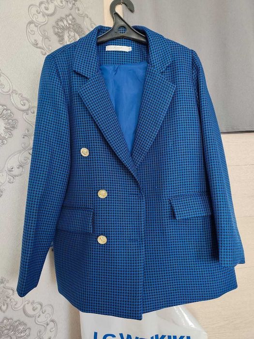 Продам женский пиджак . Новый