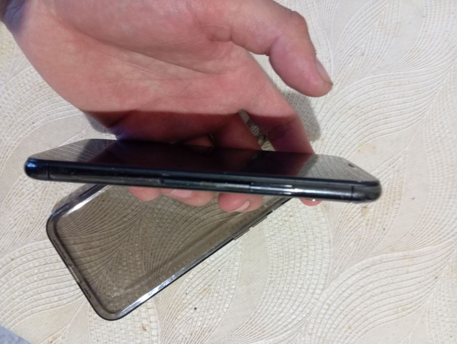 iPhone 11 pro 128