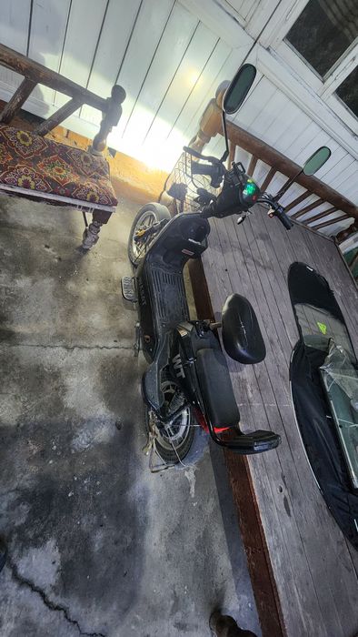 Arzon narxda skuyter sotiladi