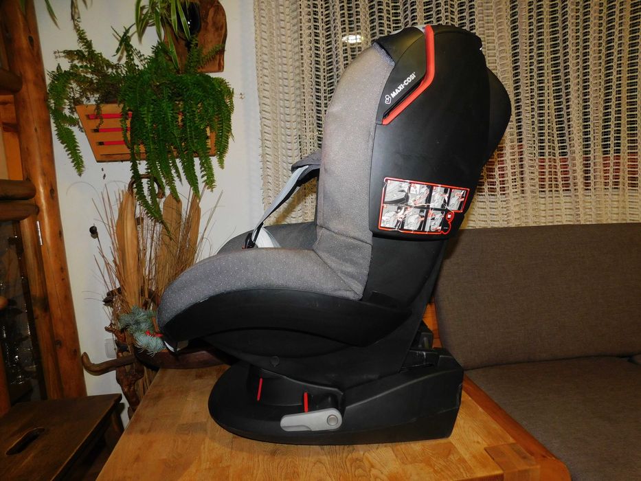 Scaun auto Maxi Cosi Tobi grupa 9-18 kg