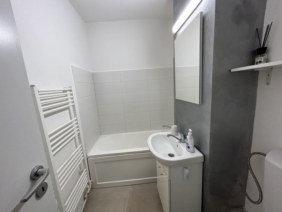 Cazare apartament Regim Hotelier zona Tudor 170 lei