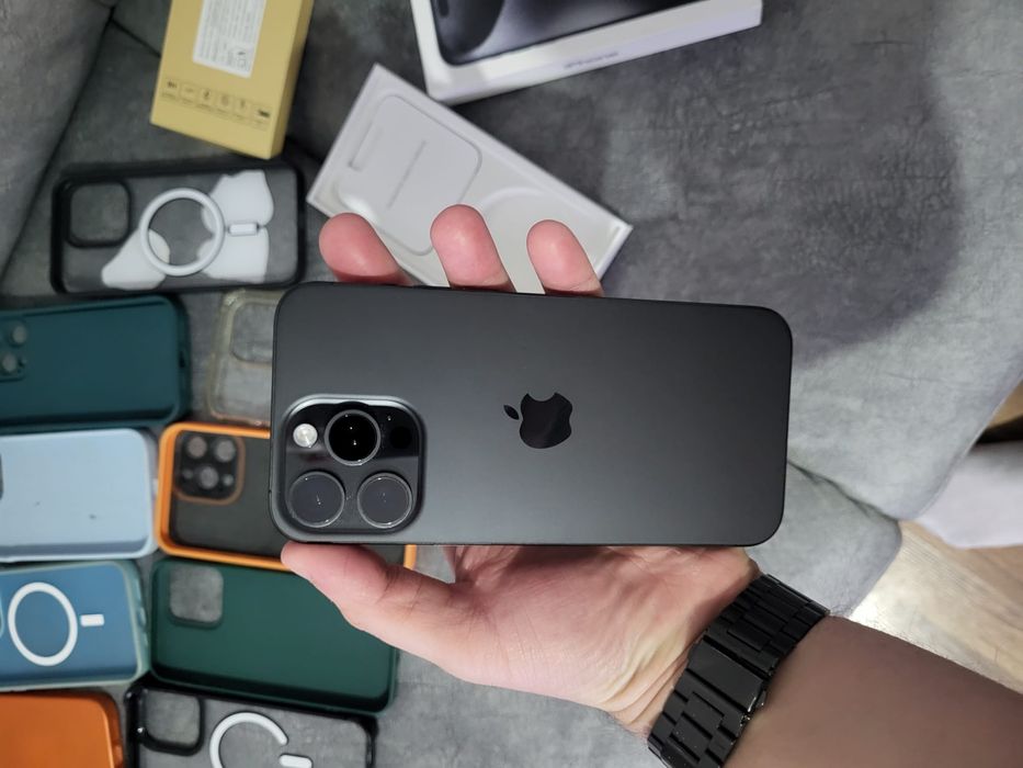 iPhone 15 Pro Max – 256GB – Stare excelentă sau la schimb pe iphone 17 sau Air