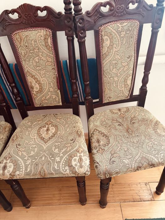 Продам стол и стульч