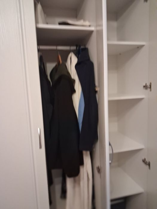 Продам шкаф белый