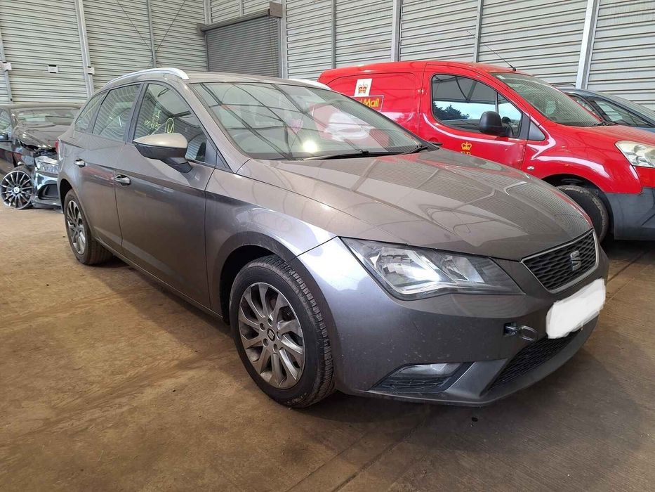 Bare Spate Seat Leon 2014 Break Argintiu