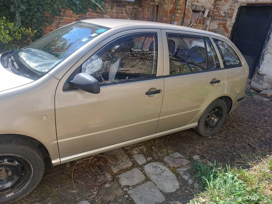 ШКОДА ФАБИЯ 1,200