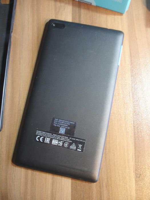 Таблет Lenovo Tab 7 Essential