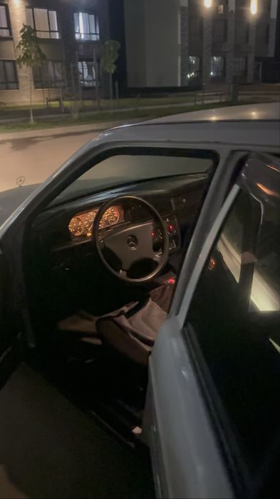 Mercedes benz 190e