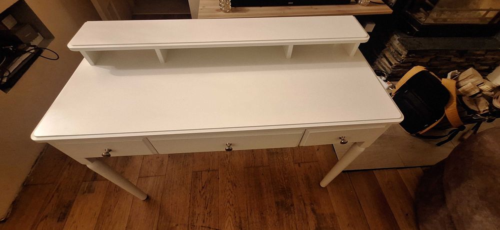 тоалетка IKEA (120*51*86)