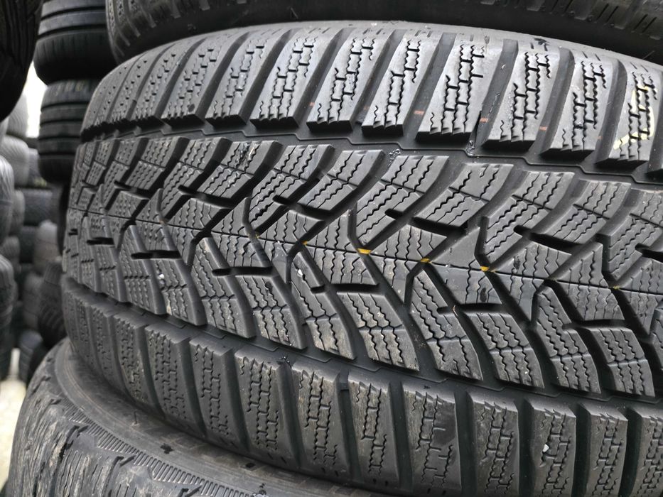4бр Като нови зимни гуми 225 45 17 - Dunlop
