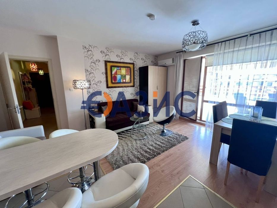 Продава се Двустаен апартамент в к.к. Слънчев бряг - 71 кв.м за 1015 €/кв.м - Снимка #6