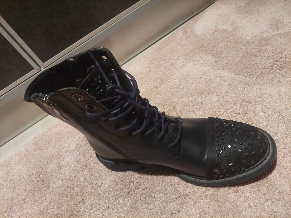 Боти от естествена кожа, 38 номер