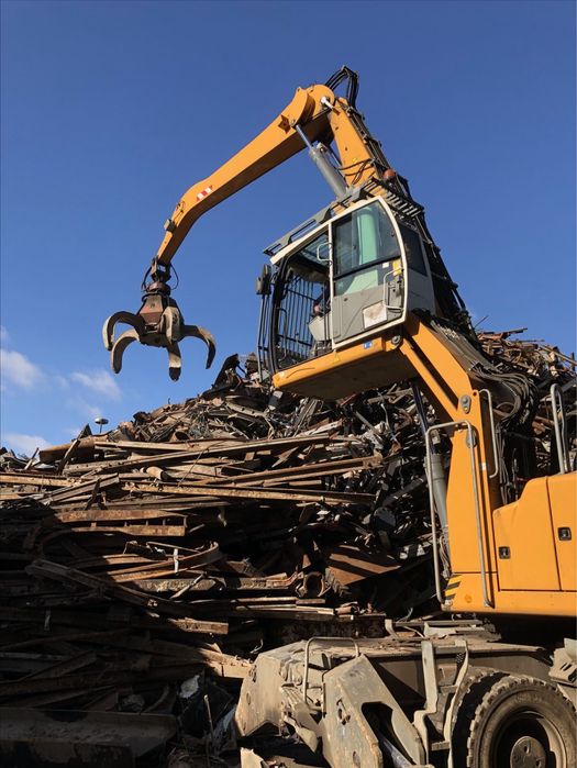 Принимаю металл дорого!