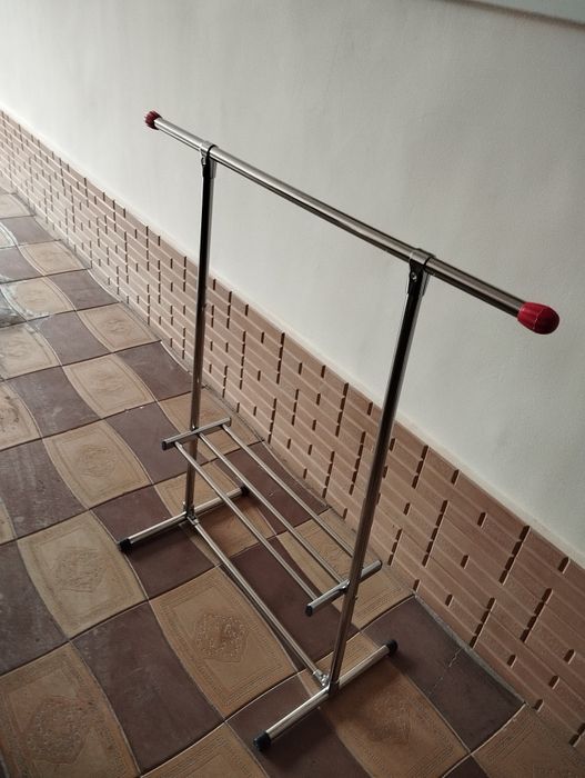 Вешалка напольная из нержавеющей стали