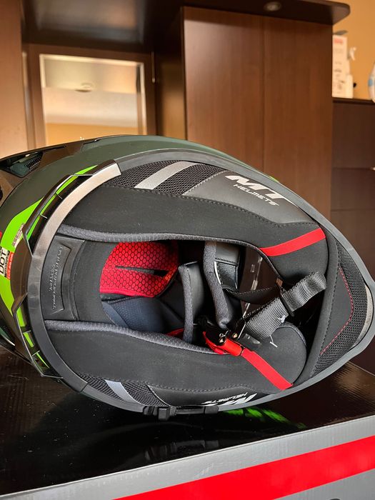 Каска за мотор MT HELMETS