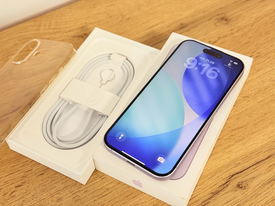 iPhone 17 Lavender 34 зареждания