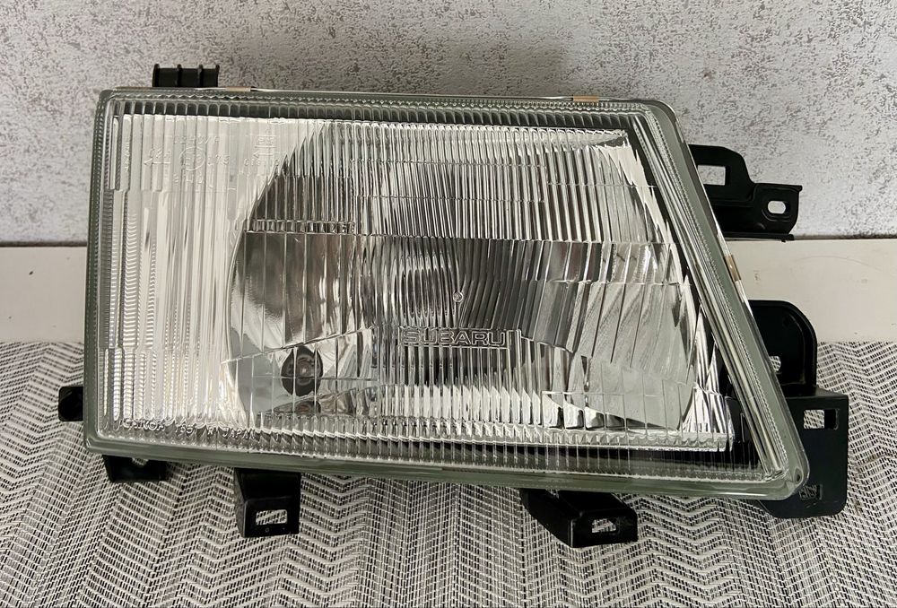 Десен Фар За Subaru Forester 1997-2003 НОВ