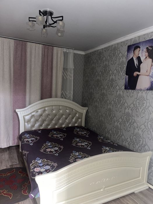 Продам спальный гарнитур