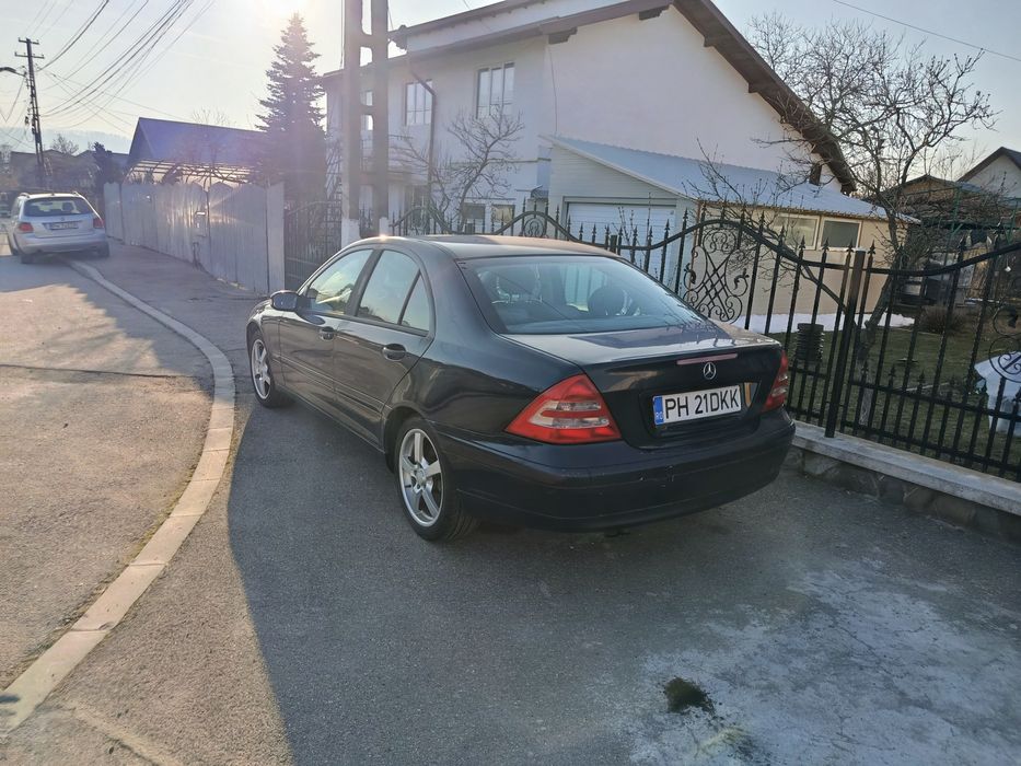 Vând Mercedes C class C180-Compresor an  2003