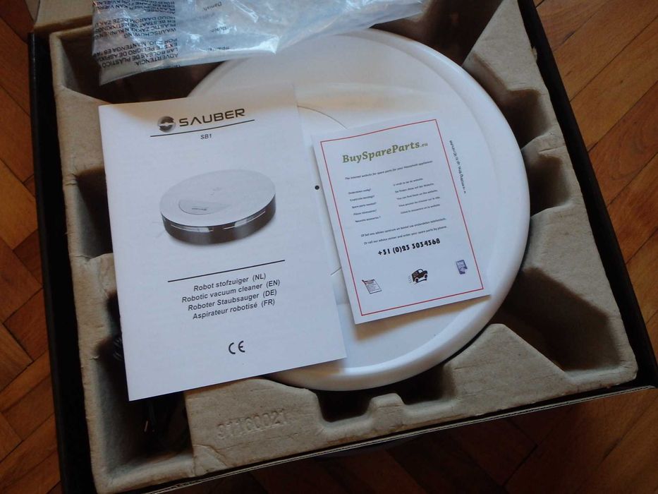 Робот прахосъбирачка  SAUBER SB1