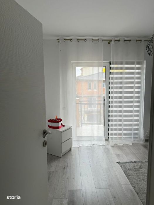 Vand Duplex Floresti - Teilor, 4 dormitoare, 250 mp teren
