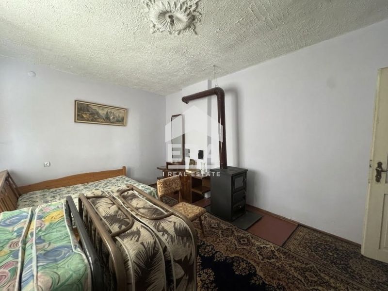 Продава се Етаж от къща в Тутракан - 134 кв.м за 747 €/кв.м - Снимка #5