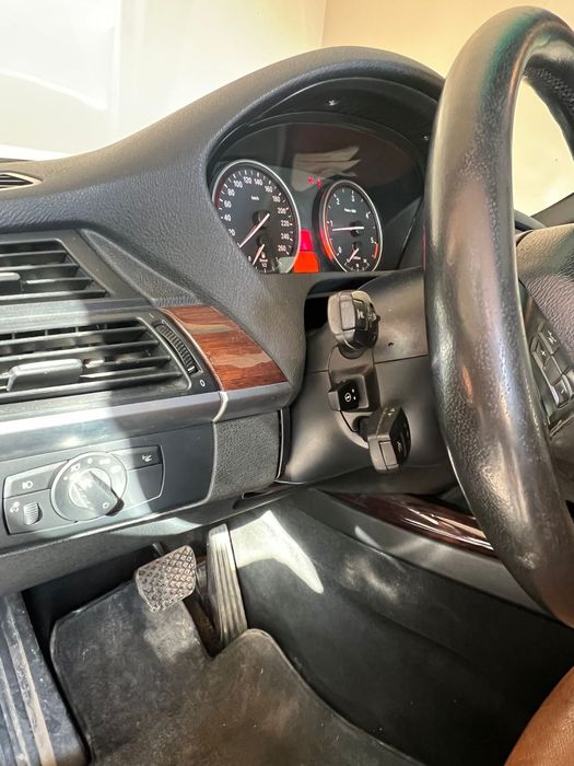 BMW X5 286 CP head up