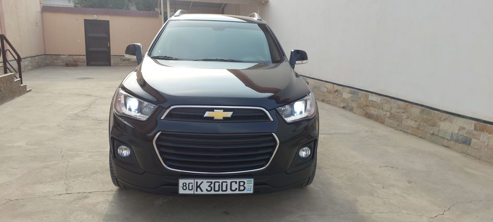 Чёрный Captiva 4.  2018  2.4