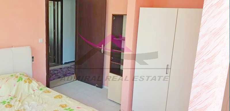 Дава се под наем Двустаен апартамент в Варна, Аспарухово - 75 кв.м за 375 € - Снимка #2