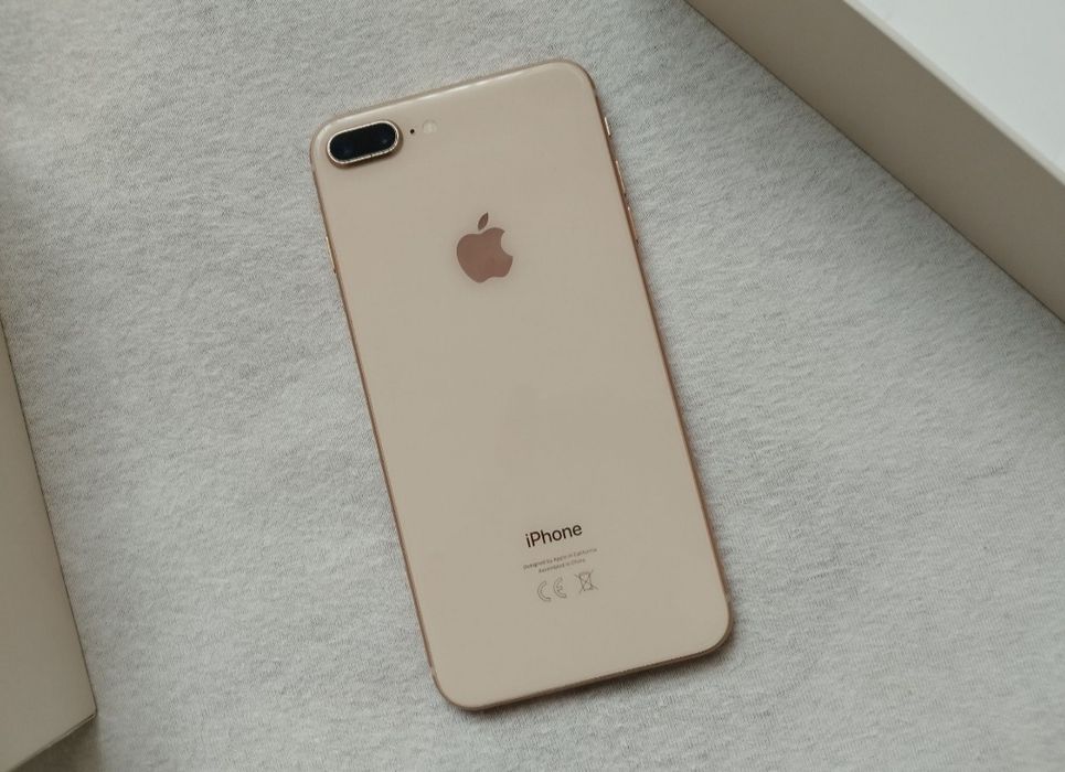 iPhone 8 Plus Gold 64GB Айфон