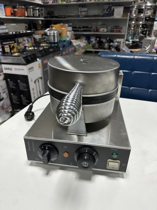 Вафельница профессиональная треугольная