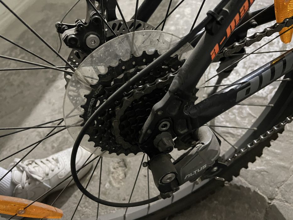 Велик оригинальный Author