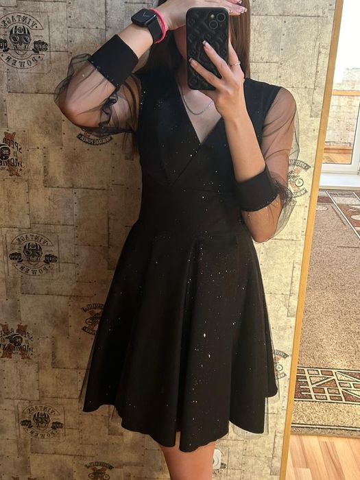 Продам платья недорого