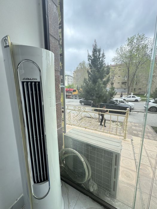 Аренда 70 кв под офис или магазин.