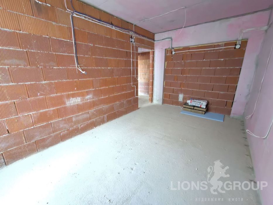 Продава се Тристаен апартамент в Варна, Изгрев - 99 кв.м за 696 €/кв.м - Снимка #3