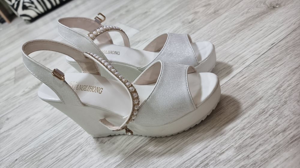 Сапоги, ботфорты зима, босоножки