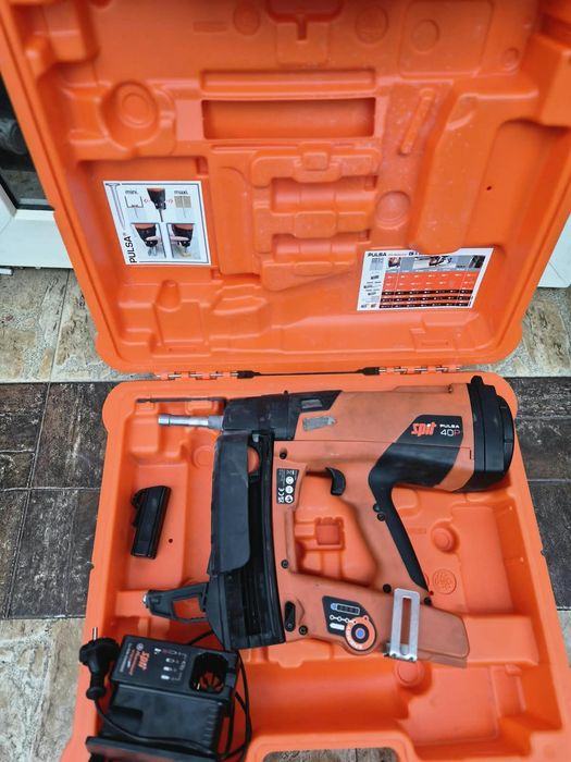Pistol puscat cuie beton  spit Pulsa 40P+